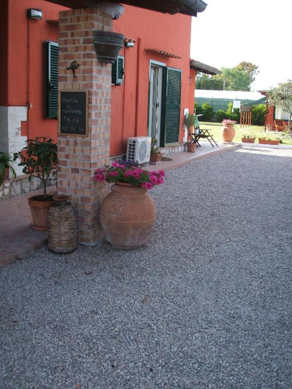 La Locanda Country House Borgo Montenero Exterior foto