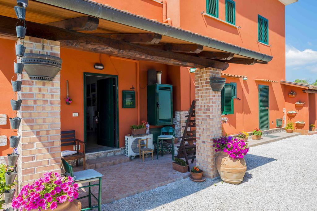 La Locanda Country House Borgo Montenero Exterior foto